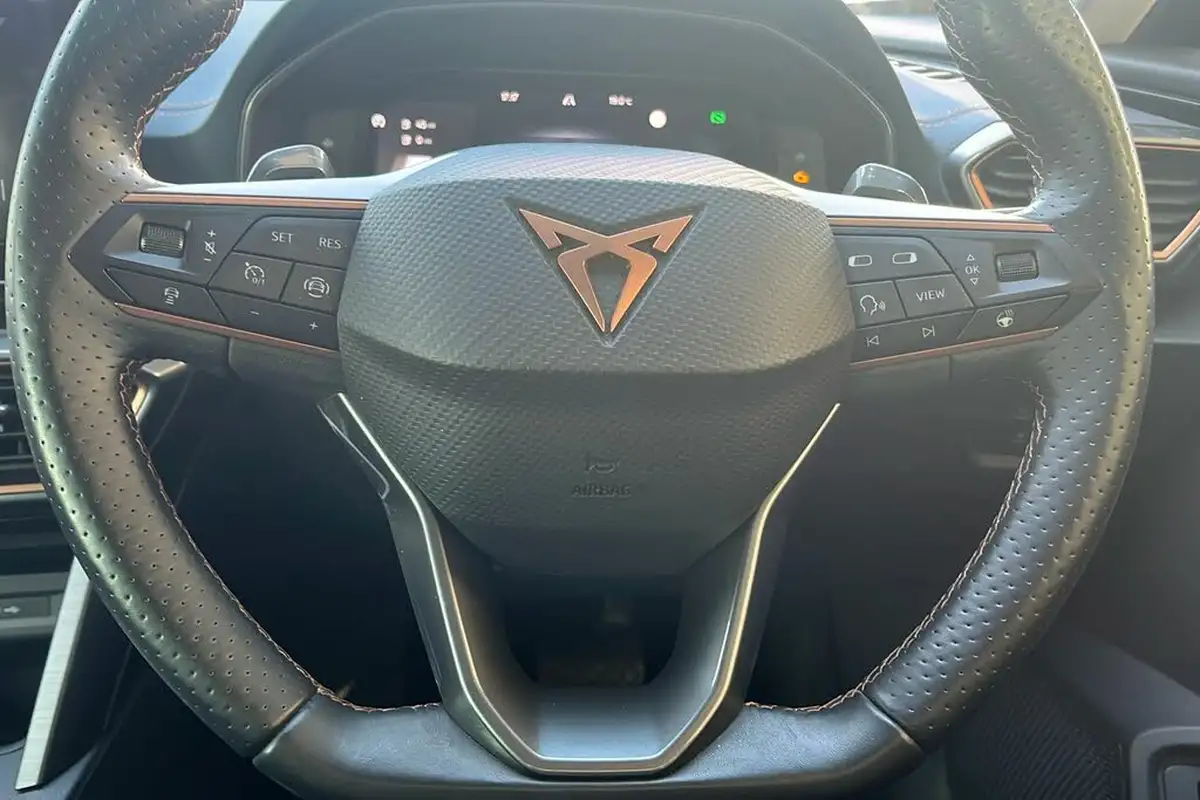 2022-cupra-formentor-14-e-hybrid-v2-big-18