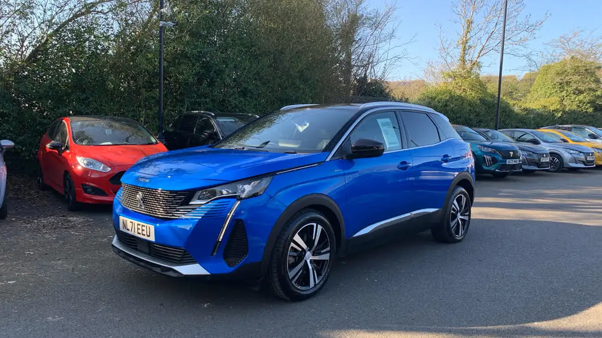 2022-peugeot-3008-suv-16-puretech-gt-premium-300bhp-4wd-hybrid4-e-eat8-big-6