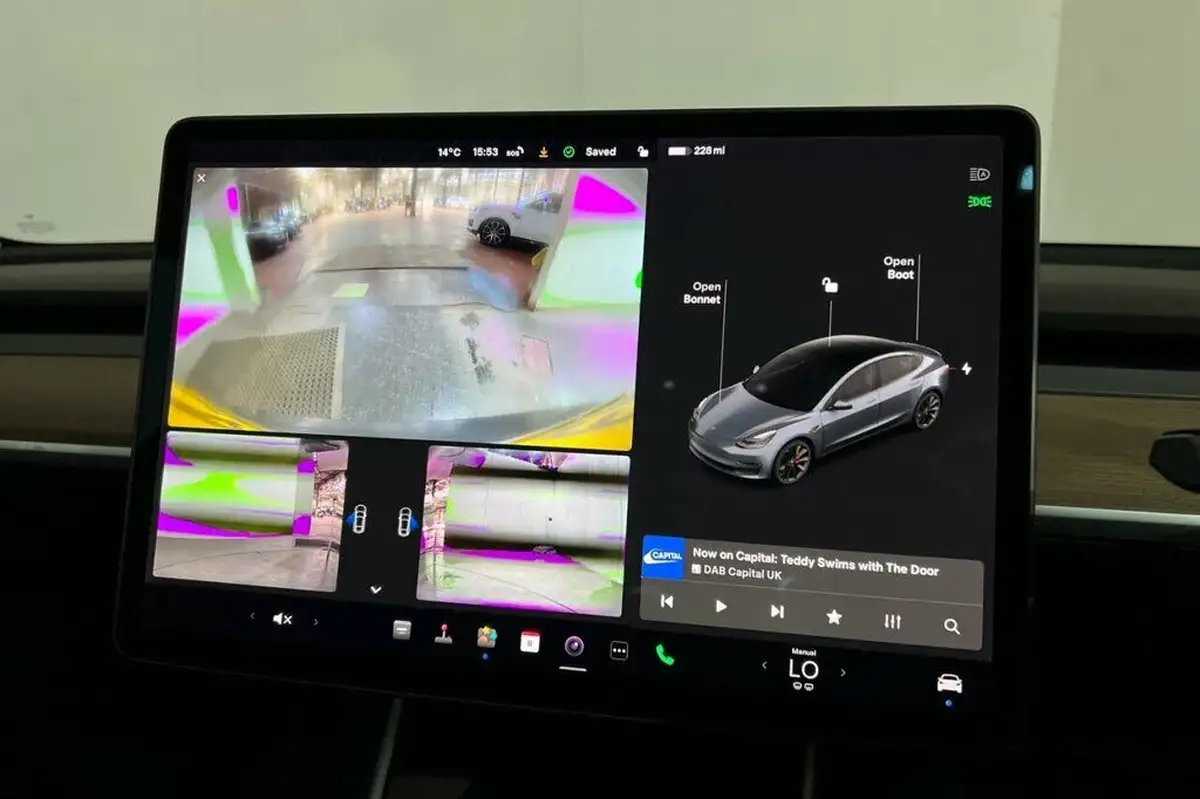 2019-tesla-model-3-e-4x4-performance-pack-big-11
