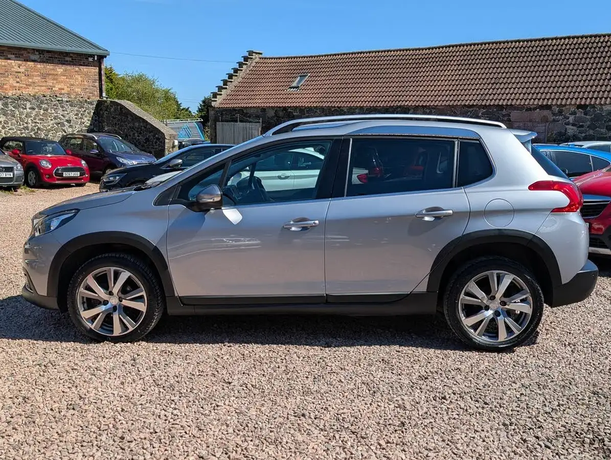 2017-peugeot-2008-suv-16bluehdi-allure-100bhp-big-13