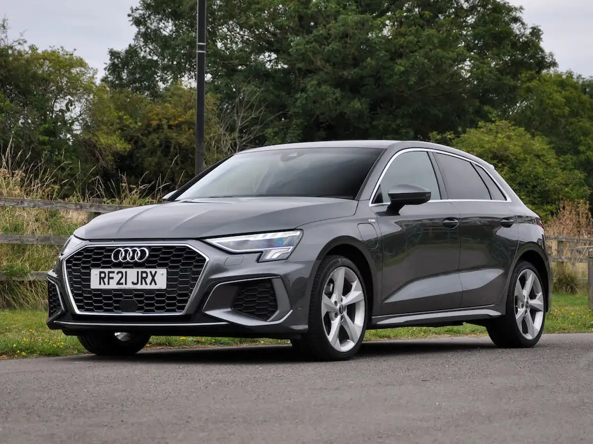 2021-audi-a3-14-40-tfsi-e-s-line-big-30
