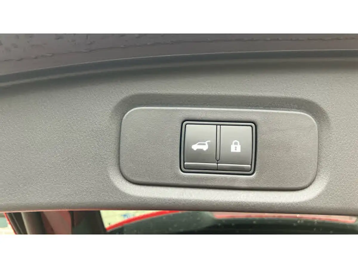2021-nissan-qashqai-13-dig-t-tekna-big-36