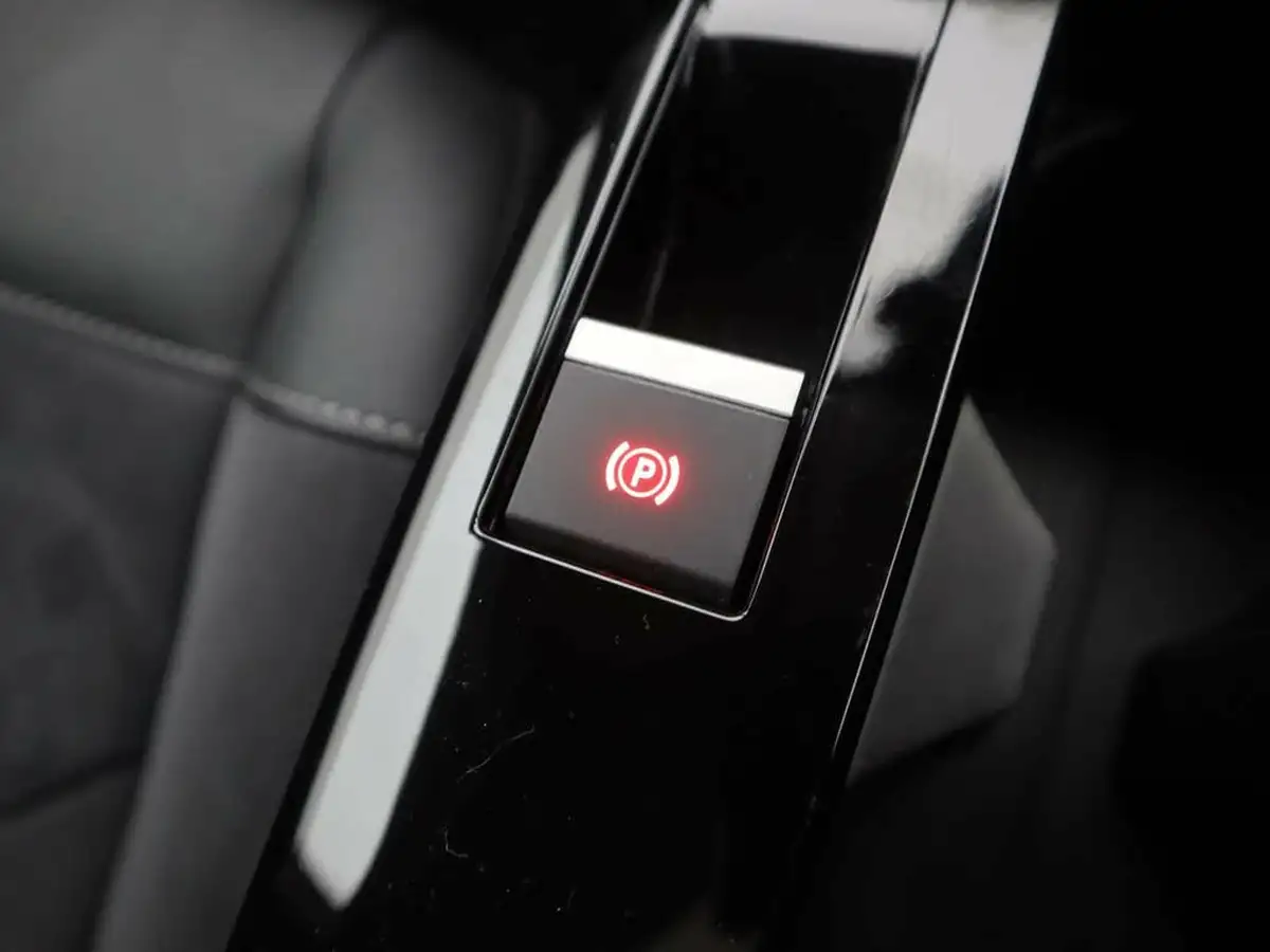2023-citroen-c4-12-puretech-shine-plus-big-31
