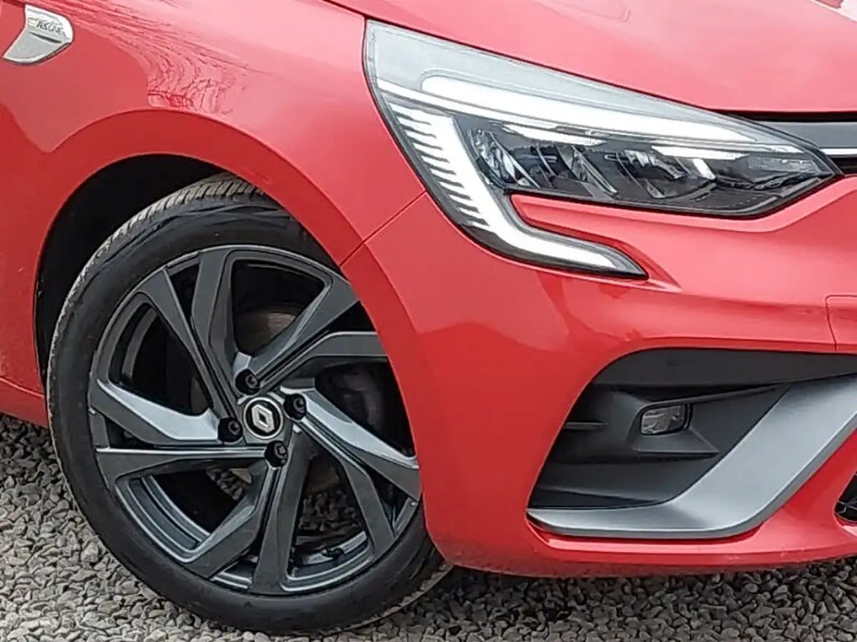 2023-renault-clio-10-tce-rs-line-big-8