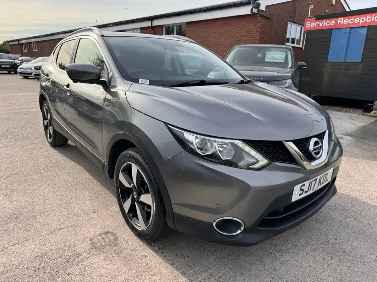 2017-nissan-qashqai-15dci-n-connecta-99g-big-2