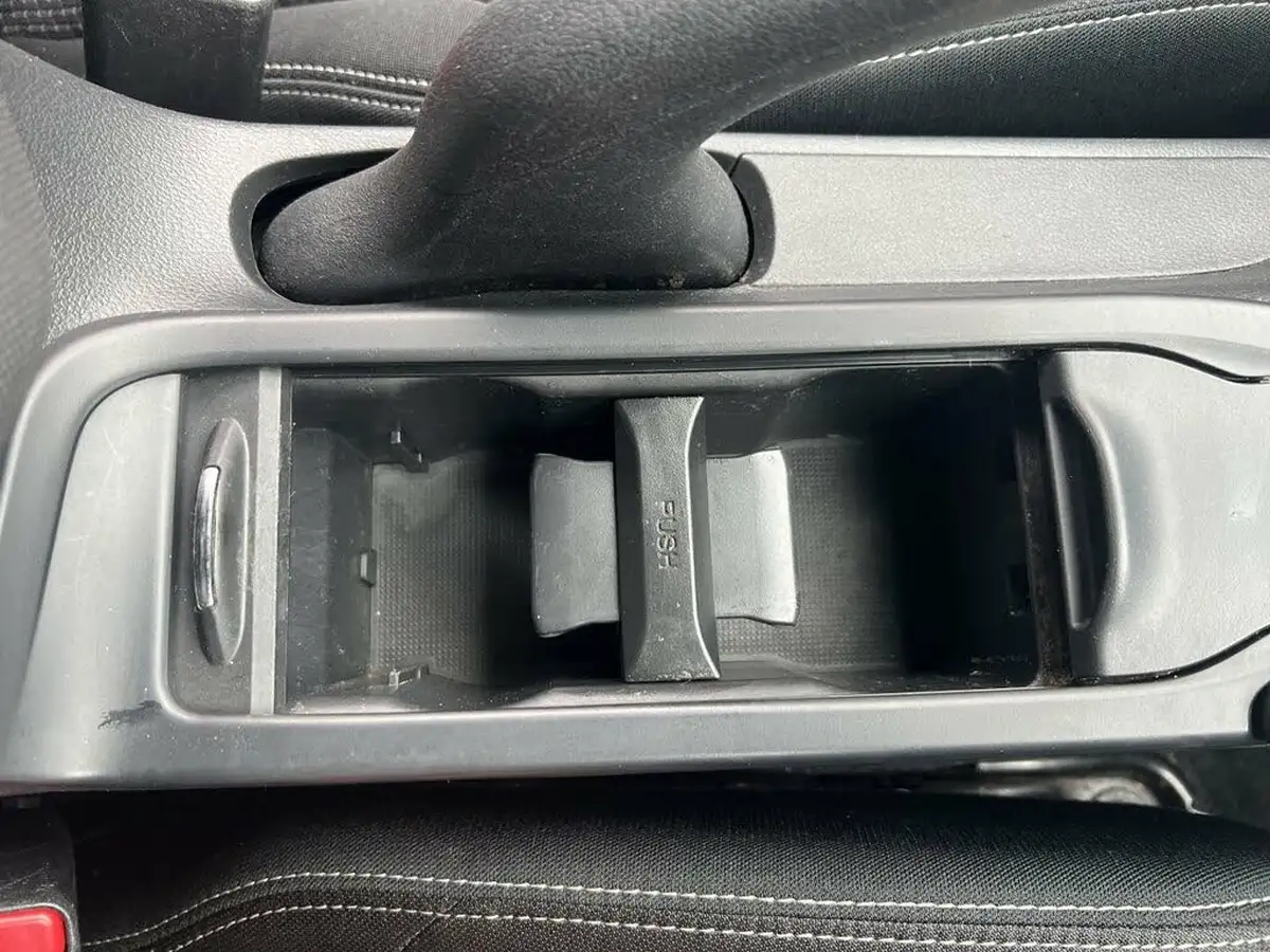2016-honda-civic-18-sport-honda-connect-dasp-big-28