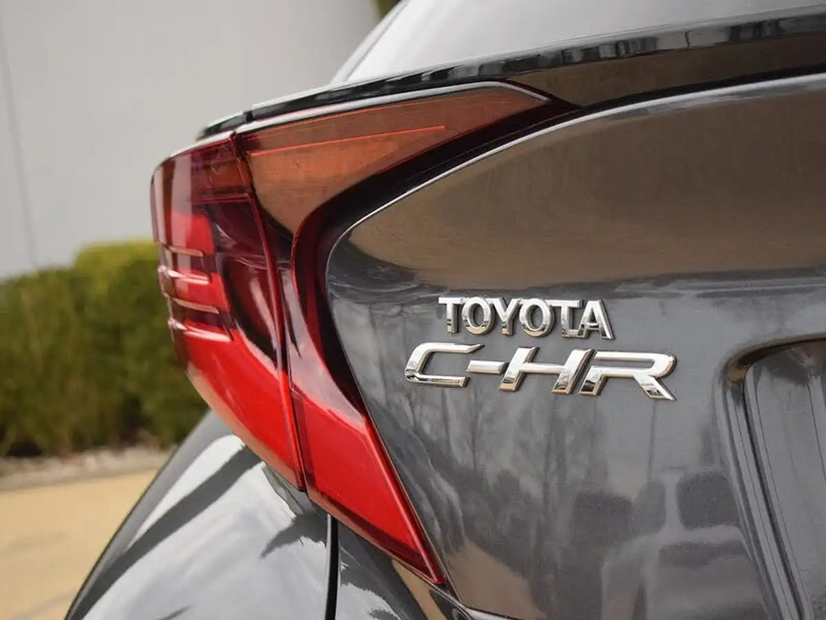 2022-toyota-c-hr-18-vvt-i-excel-big-27