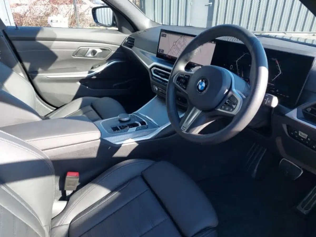2024-bmw-3-series-20-320i-m-sport-touring-5d-big-11