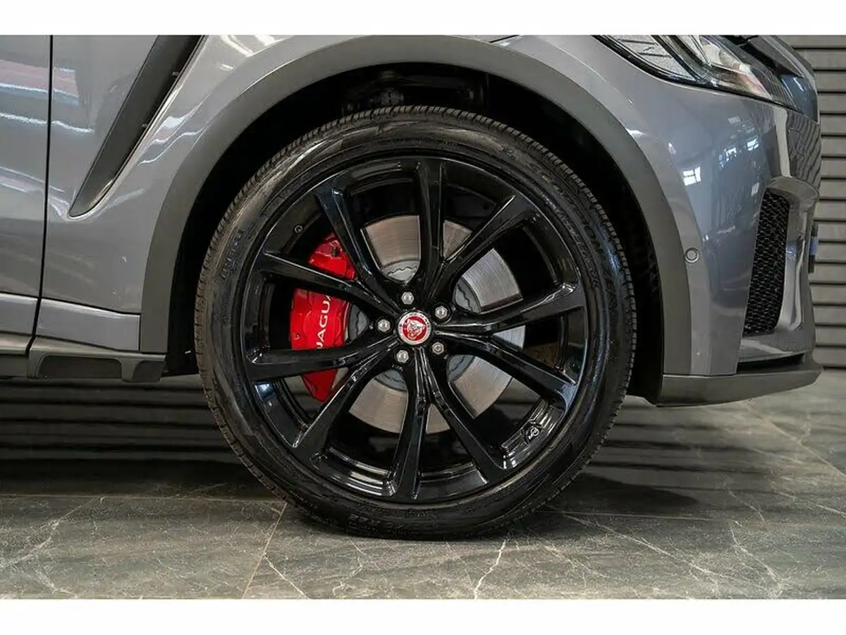 2020-jaguar-f-pace-50-v8-sc-svr-big-9