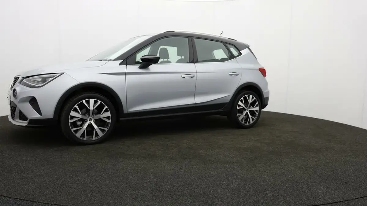 2023-seat-arona-10-tsi-xperience-lux-110ps-big-30