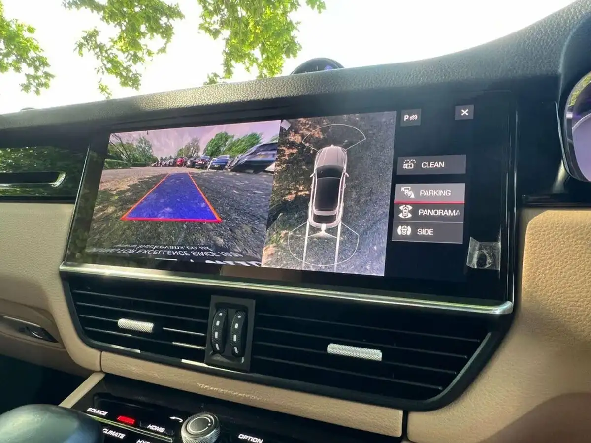 2021-porsche-cayenne-30-v6-e-hybrid-476ps-coupe-big-46