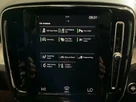 2019-volvo-xc40-20-t4-momentum-awd-small-36