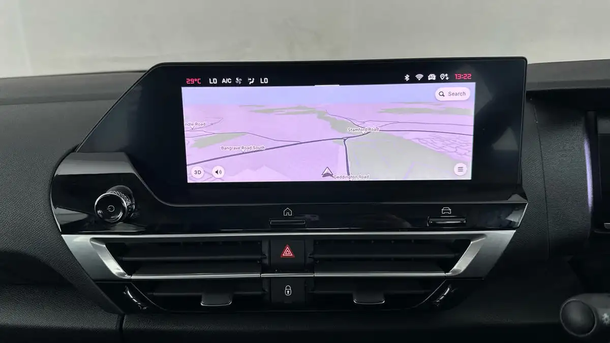 2024-citroen-c4-x-12-puretech-plus-130ps-ss-eat8-big-16