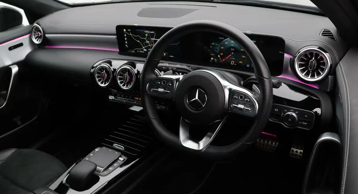 2022-mercedes-benz-a-class-13-a200-amg-line-executive-edition-hatchback-5d-7g-dct-big-9