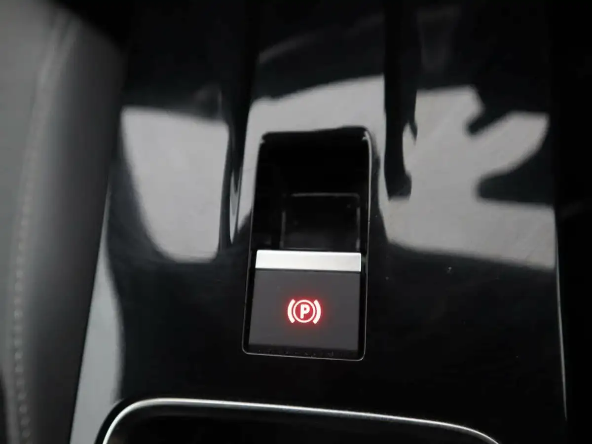 2022-vauxhall-mokka-e-elite-premium-big-33