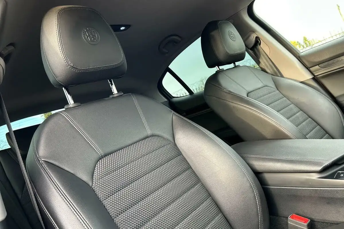 2020-alfa-romeo-stelvio-20-nero-edizione-big-27