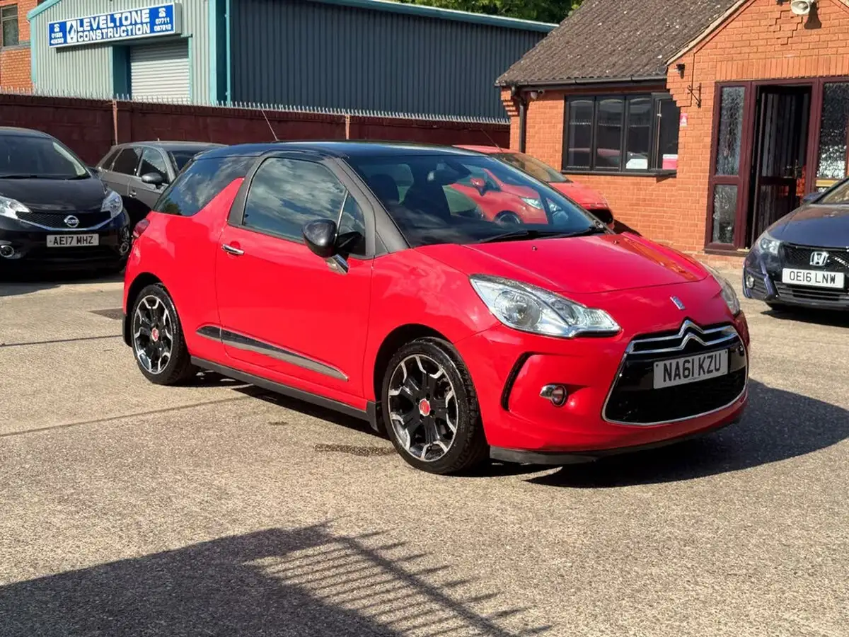 2011-citroen-ds3-16-dstyle-plus-big-20