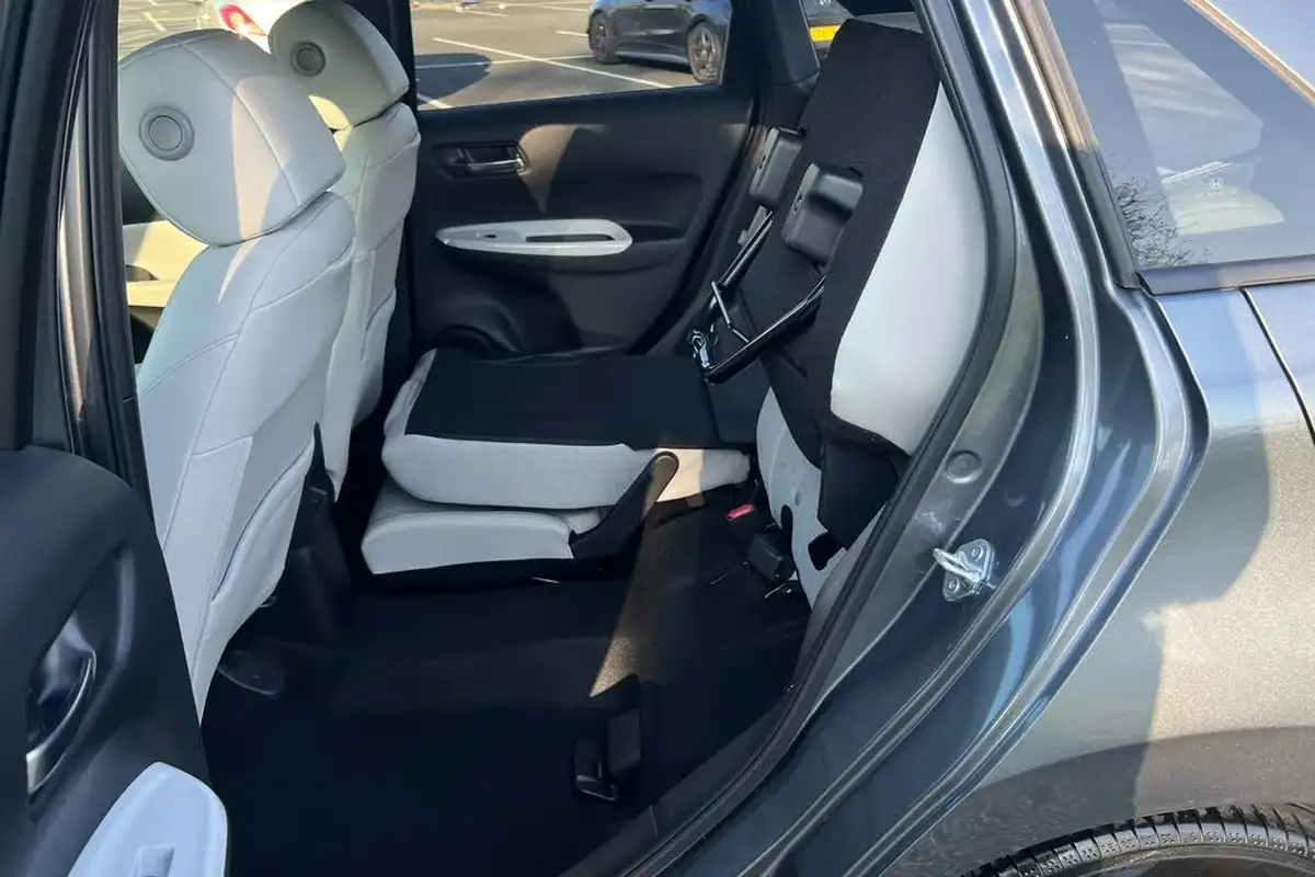 2020-honda-jazz-15-i-mmd-ex-big-28