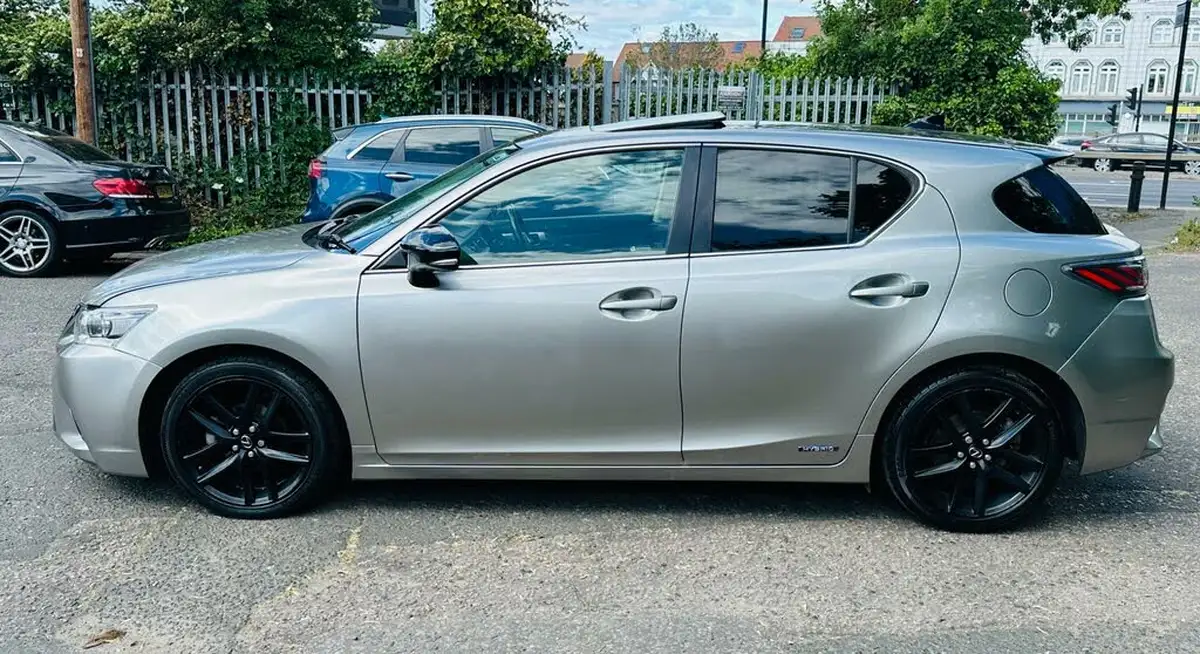 2017-lexus-ct-200h-18-sport-99bhp-big-43
