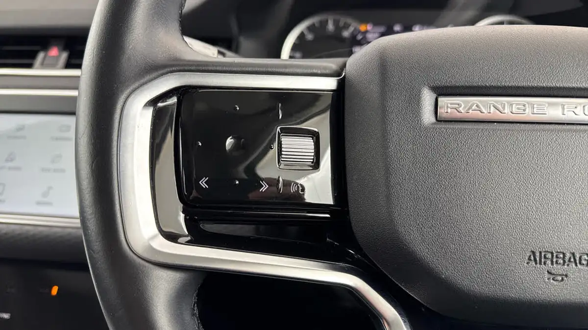 2021-land-rover-range-rover-evoque-20-d165-s-big-19