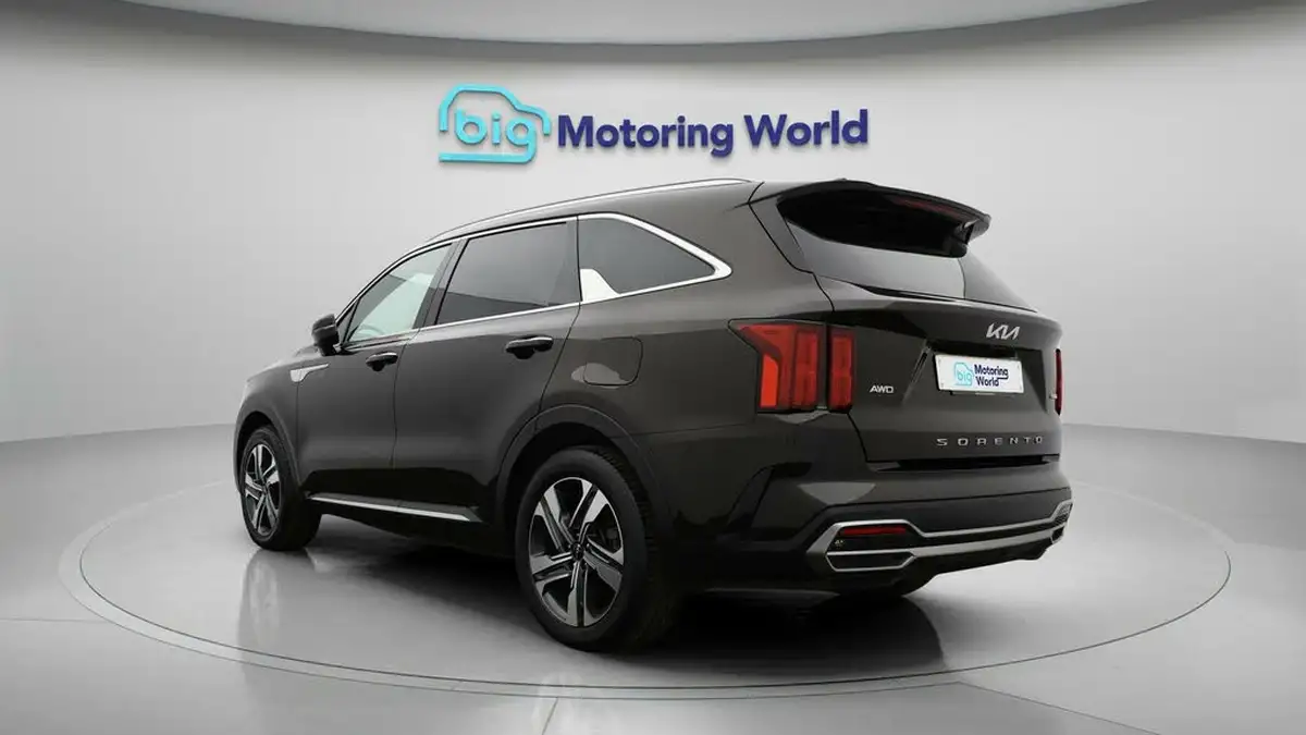 2022-kia-sorento-16-t-gdi-3-226bhp-hev-big-5