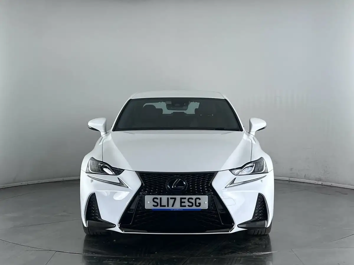 2017-lexus-is-300h-25-f-sport-big-6