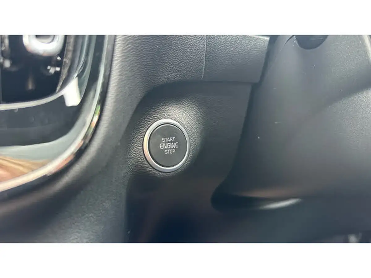 2023-volvo-xc40-15-t5-ultimate-dark-big-22