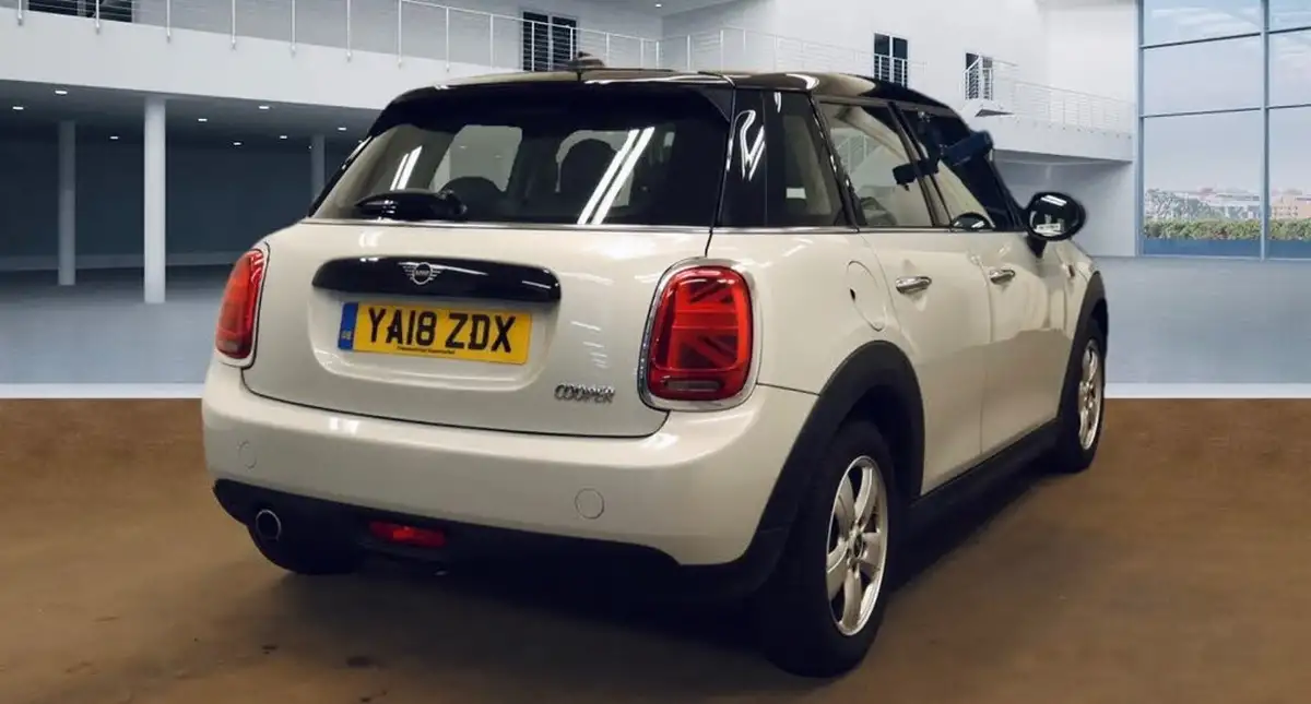 2018-mini-cooper-15-cooper-series-ii-ss-hatchback-5d-big-6