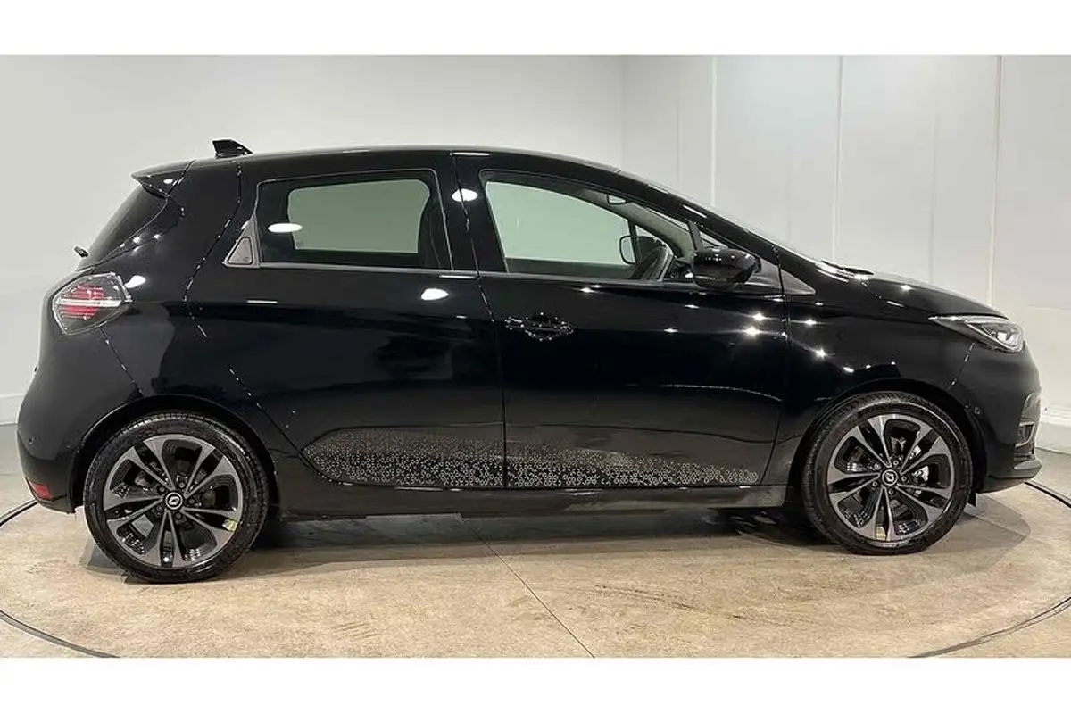 2022-renault-zoe-e-iconic-135ps-r135ze50-boost-charge-big-4