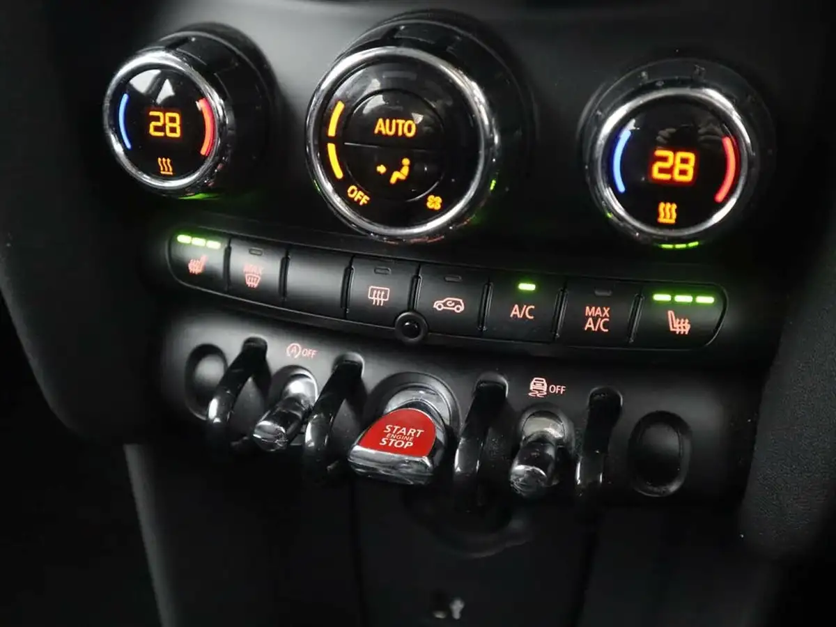 2019-mini-cooper-15-cooper-classic-hatchback-5d-big-31