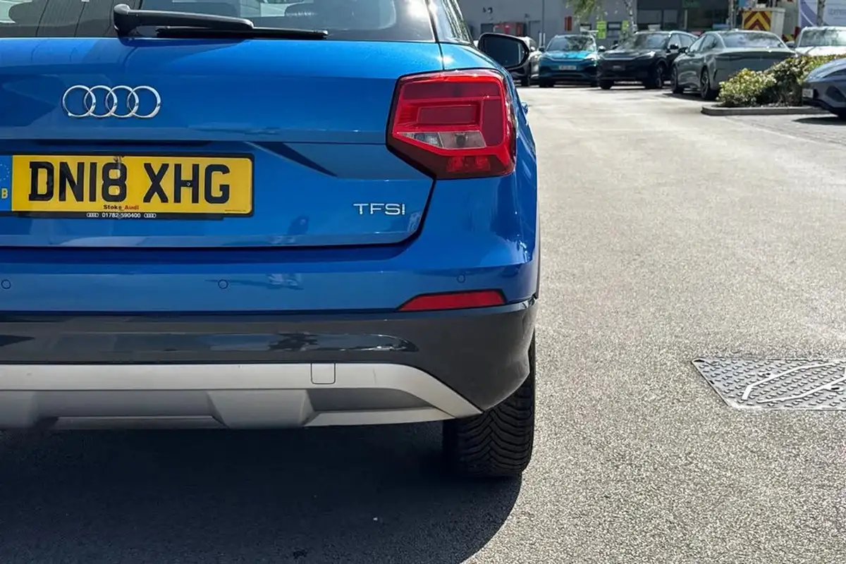 2018-audi-q2-14-tfsi-sport-big-25