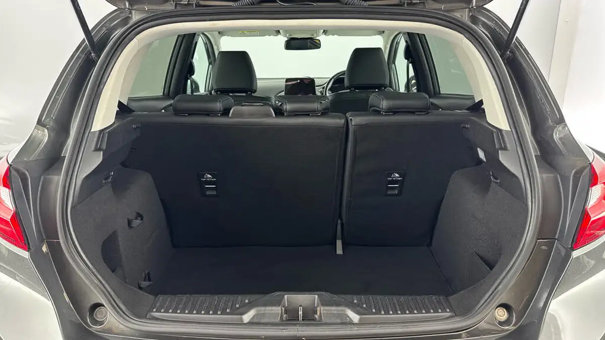 2018-ford-fiesta-10t-active-x-140ps-big-14