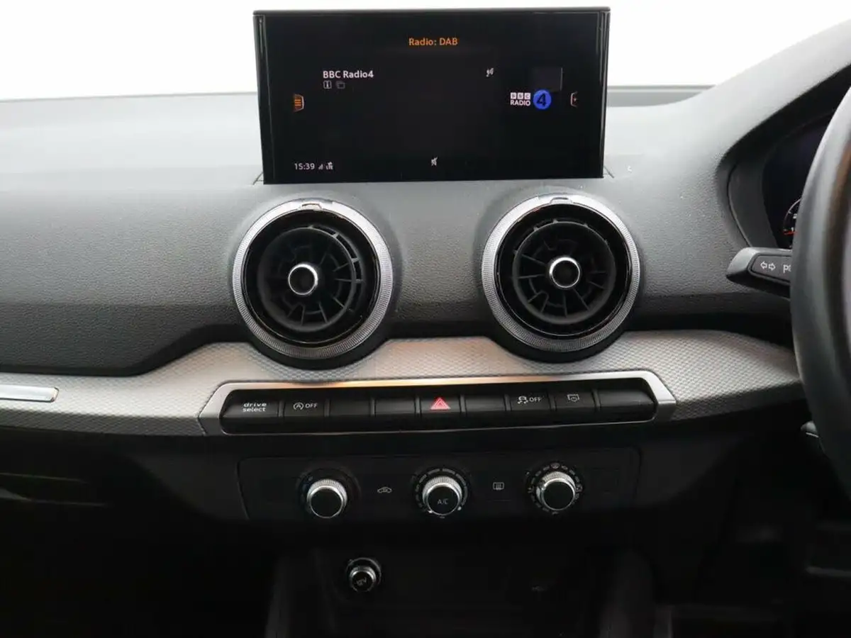 2021-audi-q2-15-35-tfsi-sport-s-tronic-big-11