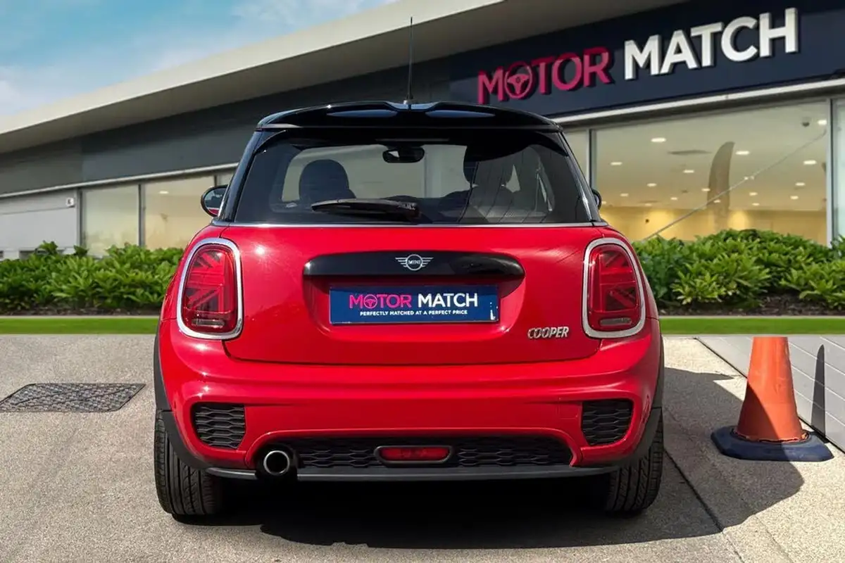 2018-mini-cooper-15-cooper-series-ii-ss-hatchback-3d-big-3