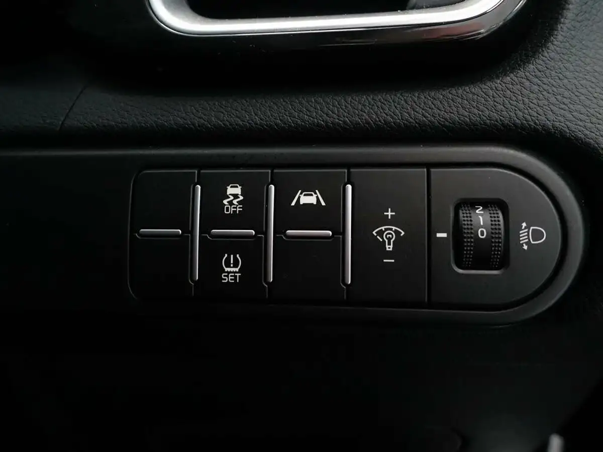 2022-kia-pro-ceed-15-t-gdi-gt-line-big-24