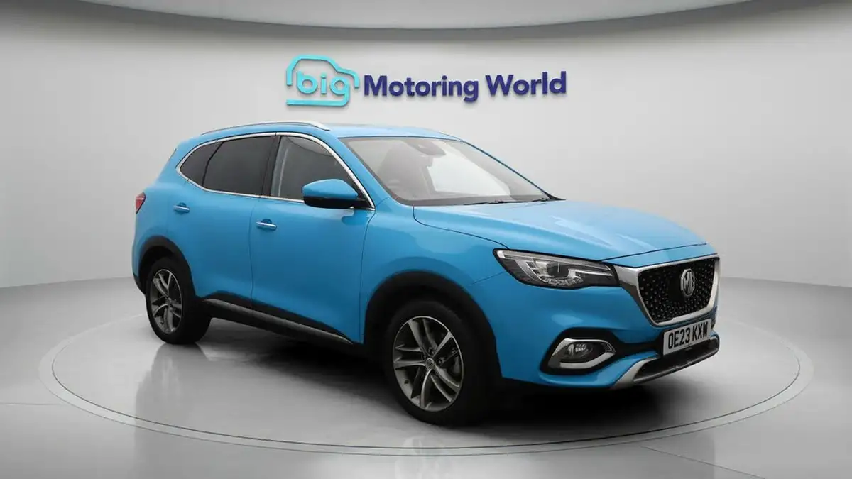 2023-mg-hs-15t-gdi-exclusive-162ps-dct-big-1