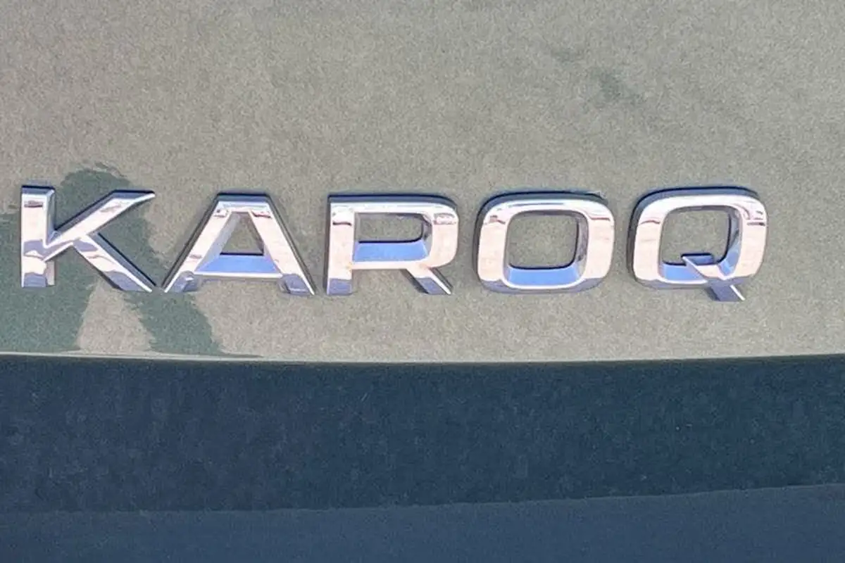 2022-skoda-karoq-15-tsi-se-l-big-24
