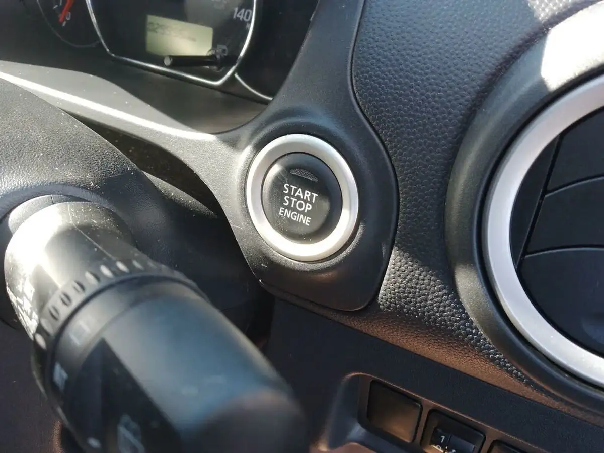 2017-mitsubishi-mirage-12-juro-cvt-big-21
