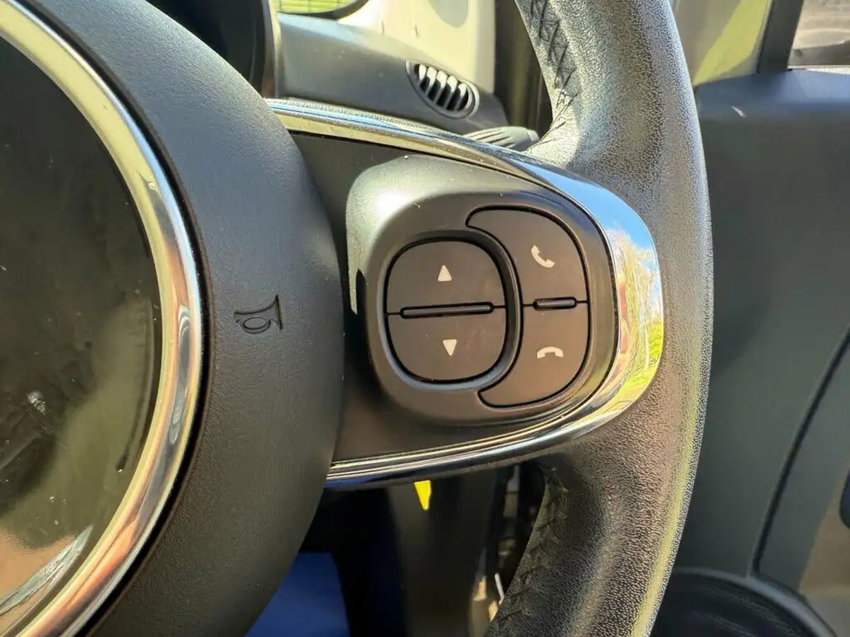 2018-fiat-500-12-lounge-dualogic-big-23