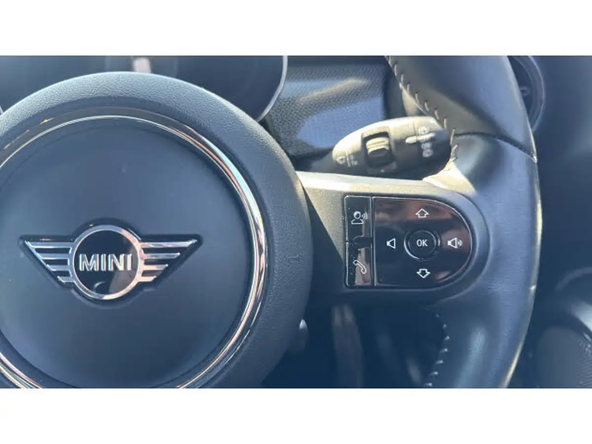 2022-mini-cooper-20-john-cooper-works-hatchback-3d-big-17