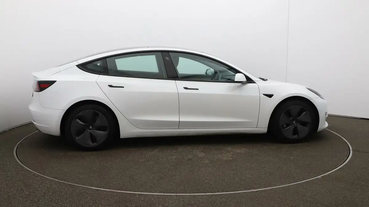 2021-tesla-model-3-e-long-range-4x4-big-49