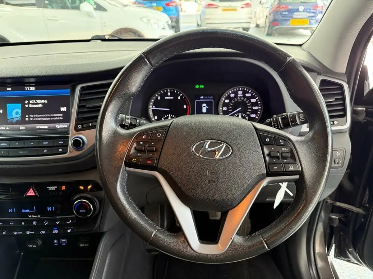 2016-hyundai-tucson-17crdi-blue-drive-se-nav-116ps-big-27