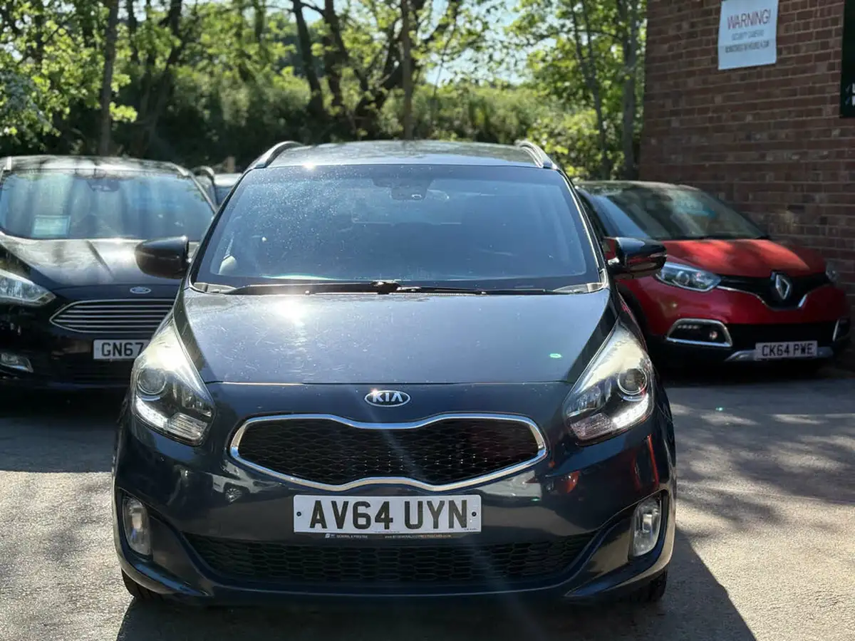 2014-kia-carens-17-crdi-2-114bhp-isg-big-9