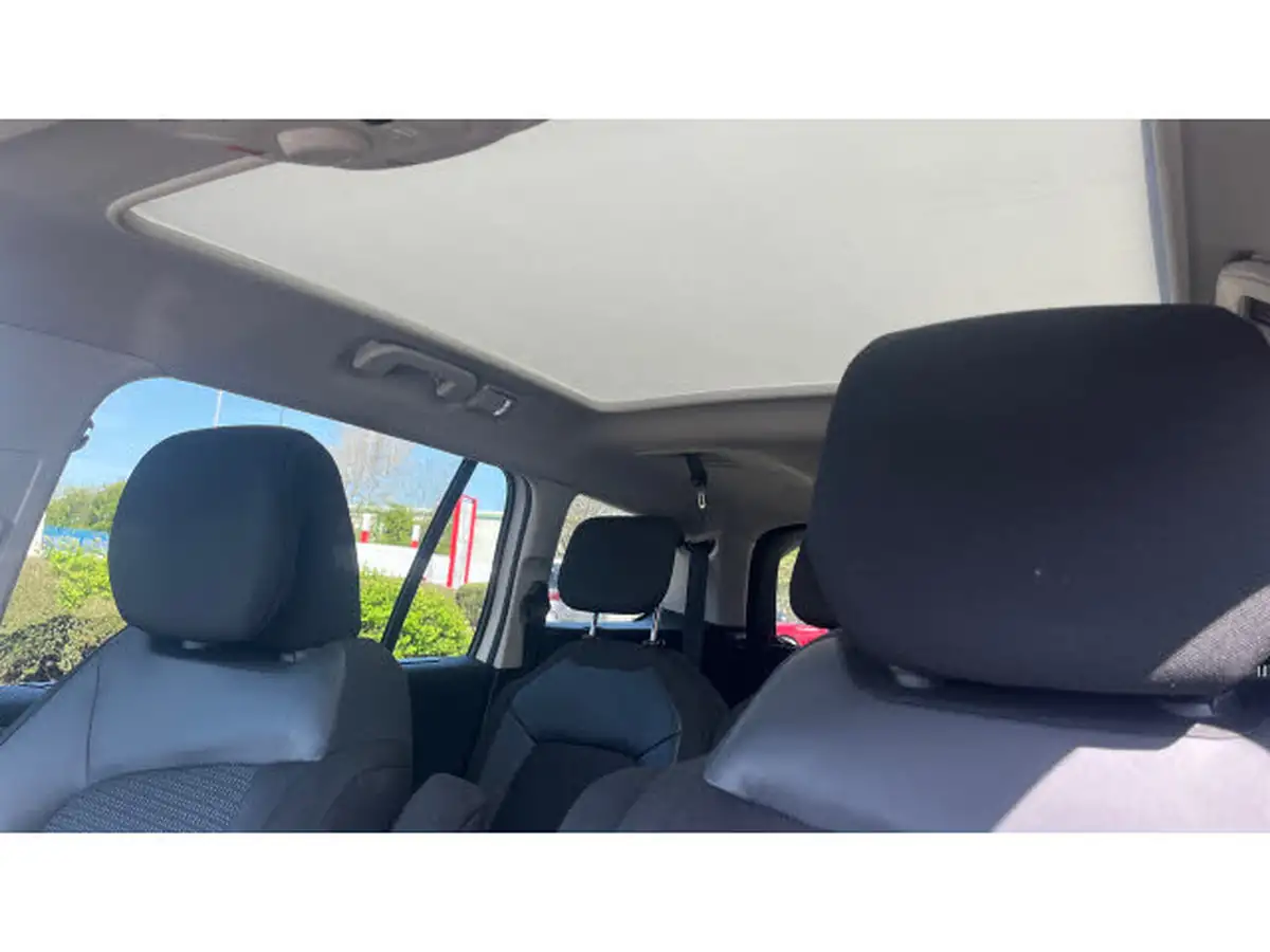 2022-citroen-grand-c4-spacetourer-12-puretech-shine-eat8-big-24
