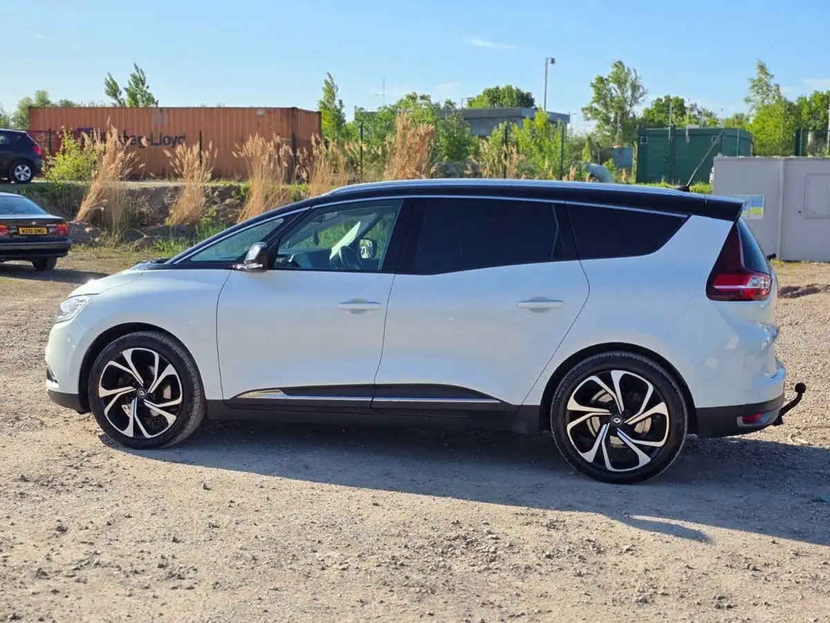 2017-renault-grand-scenic-16dci-signature-nav-160bhp-edc-auto-big-12