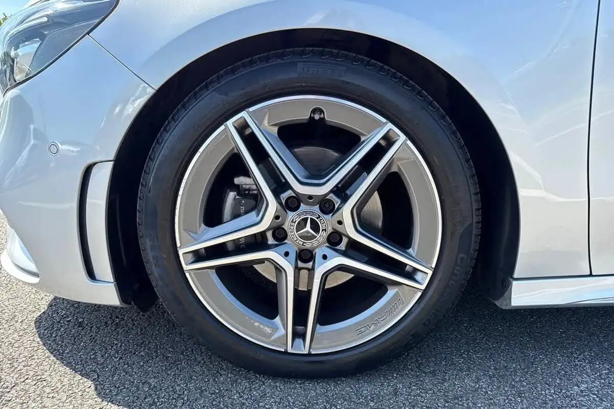 2020-mercedes-benz-b-class-20d-b200d-amg-line-executive-big-11