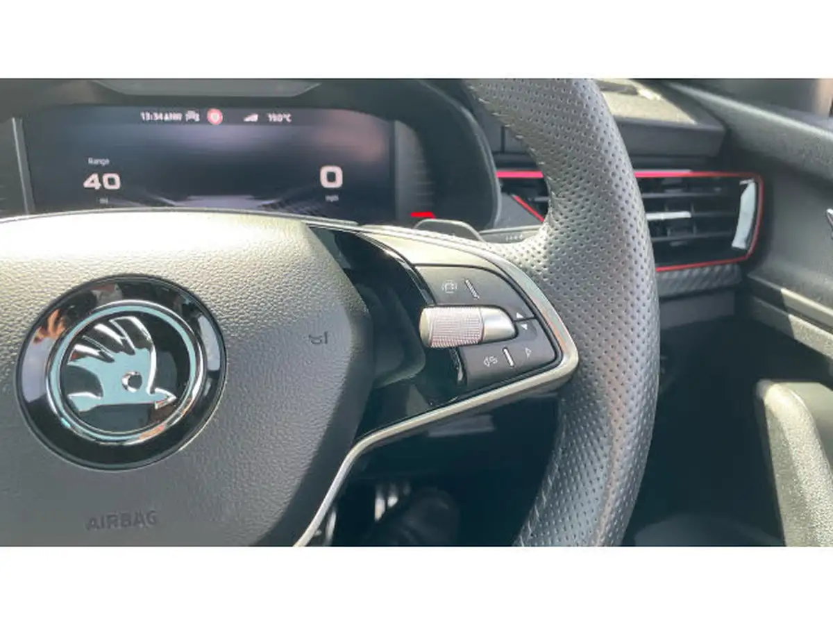 2024-skoda-kamiq-15-tsi-monte-carlo-dsg-big-17