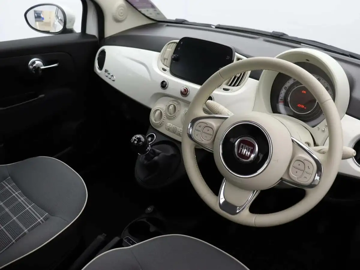 2019-fiat-500-12-lounge-big-16