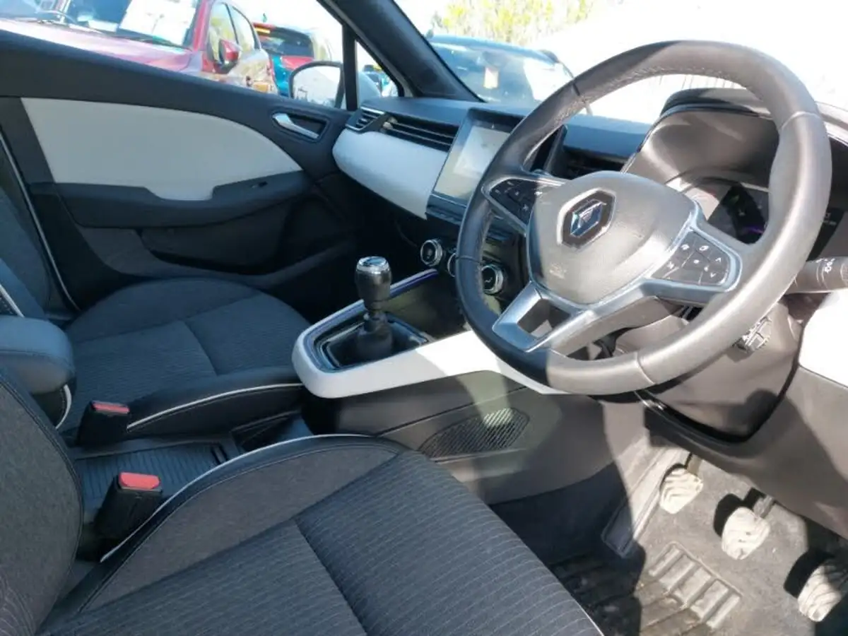 2022-renault-clio-10-tce-se-edition-big-10