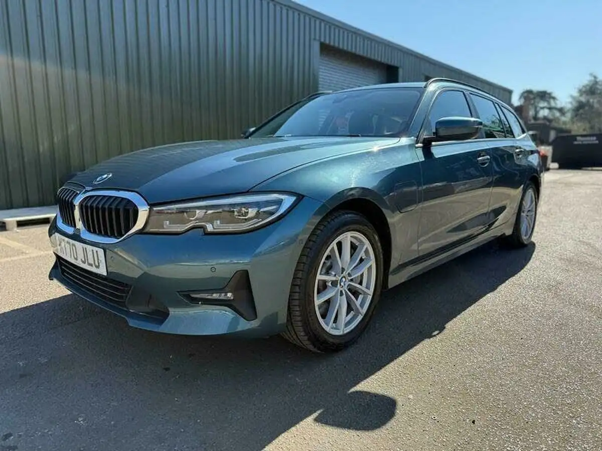 2021-bmw-3-series-20-330e-se-pro-touring-5d-big-28